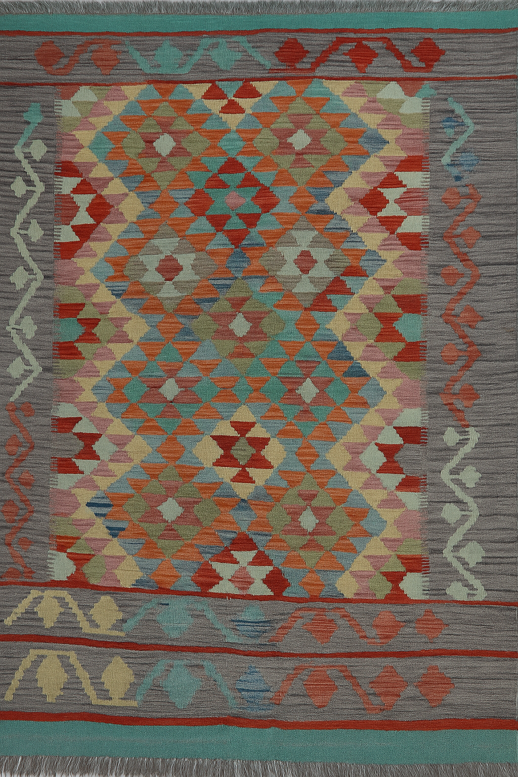 Solmara 4'2" × 5'9"