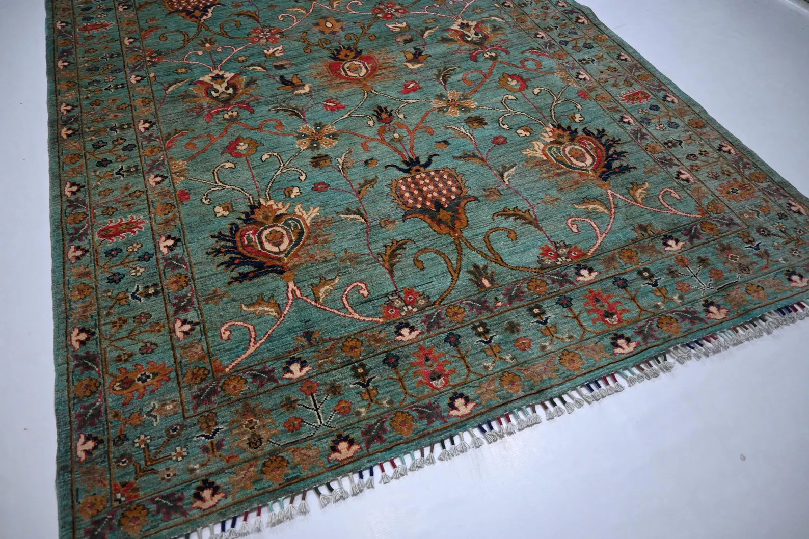 Turquoise Garden  5’7” × 7’8”