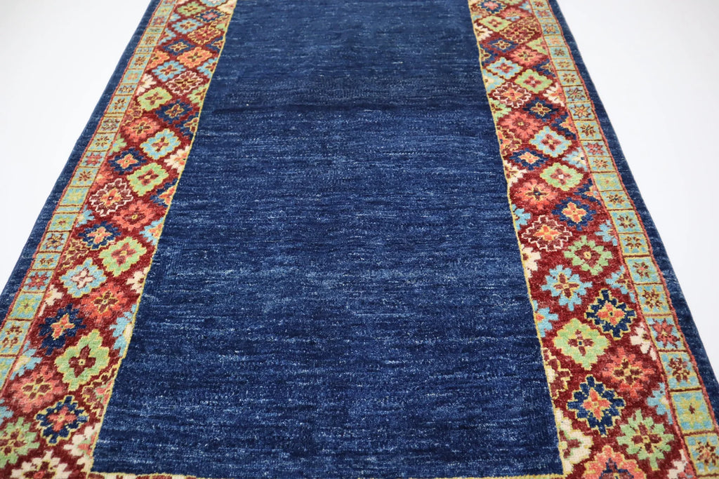 Azelin 4’0” × 6’0”