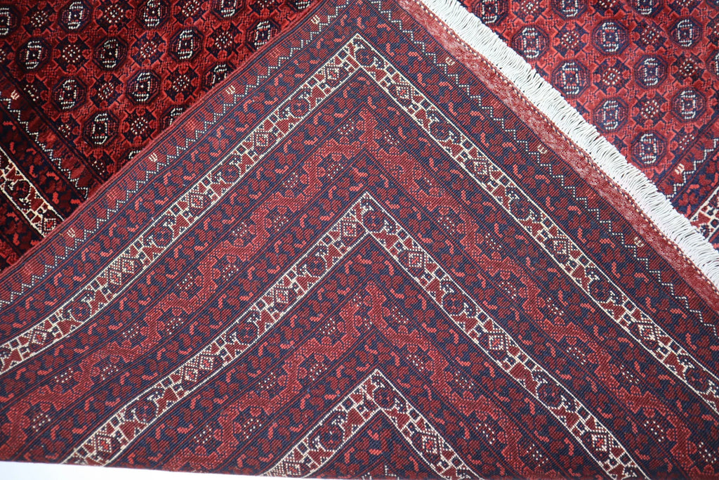 Burghan 8'1" × 11'6"