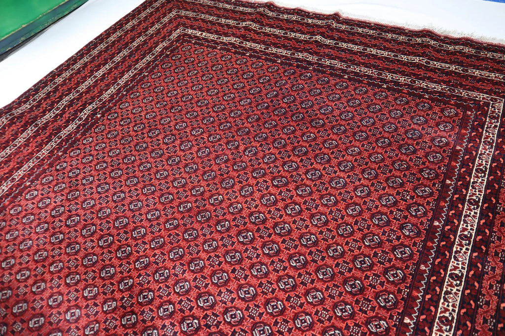 Burghan 8'1" × 11'6"