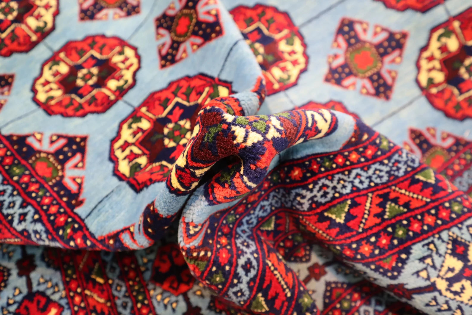 Zarvasha 8'5" × 11'10"