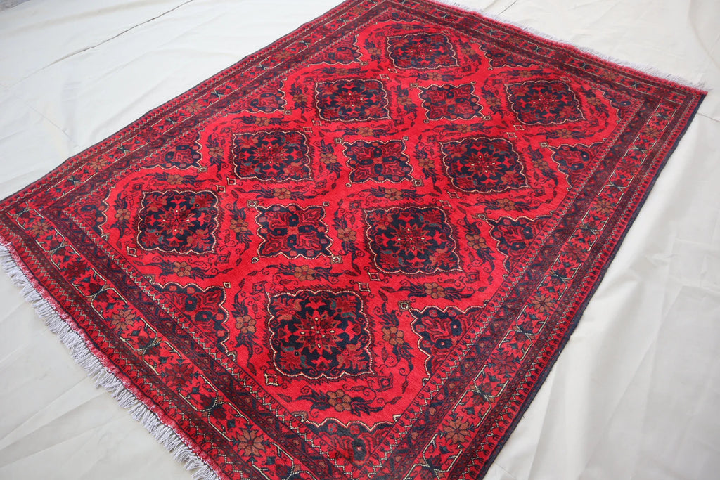 Flamara 5’0” × 6’7”