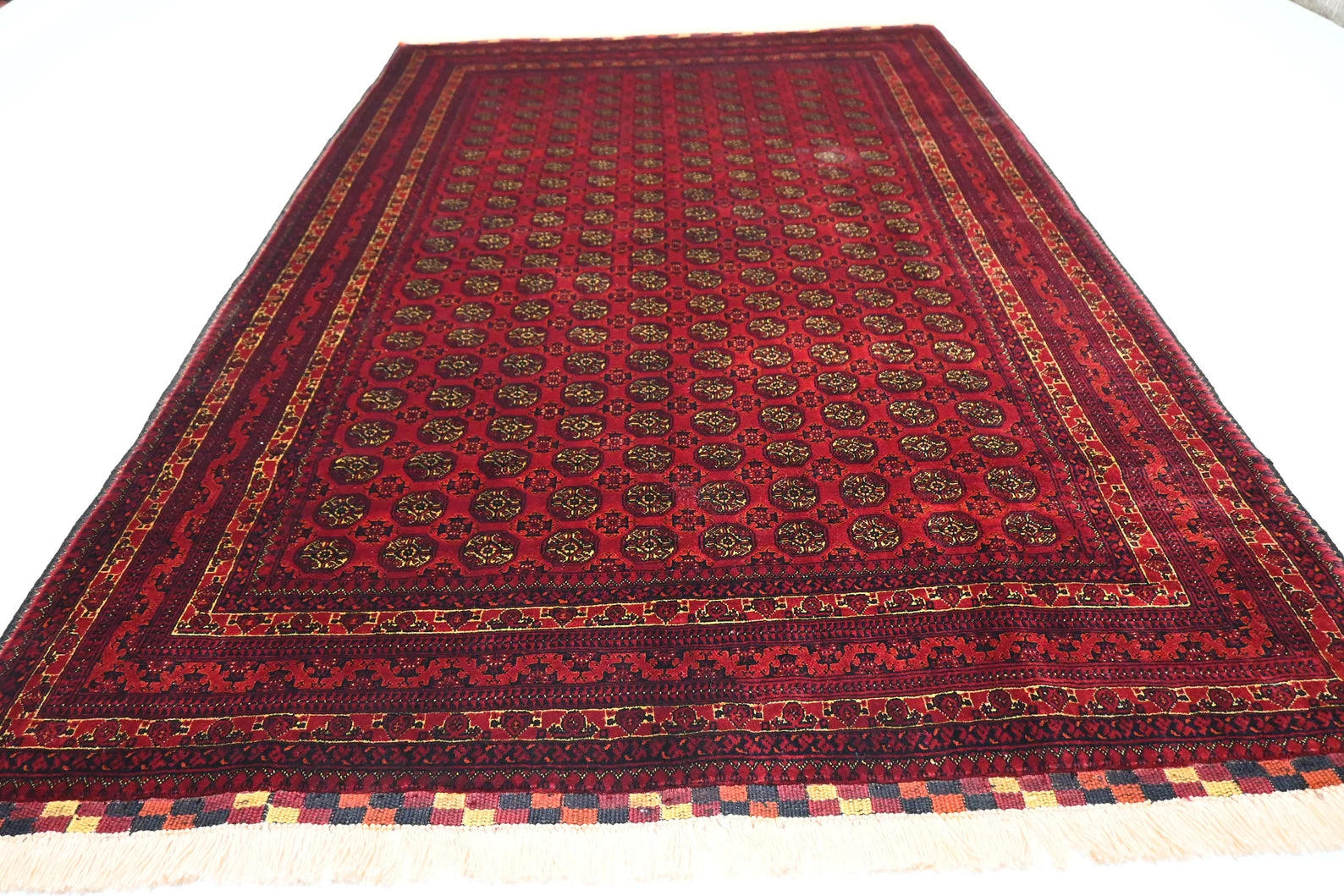 Zarbura 4'3" × 6'4"