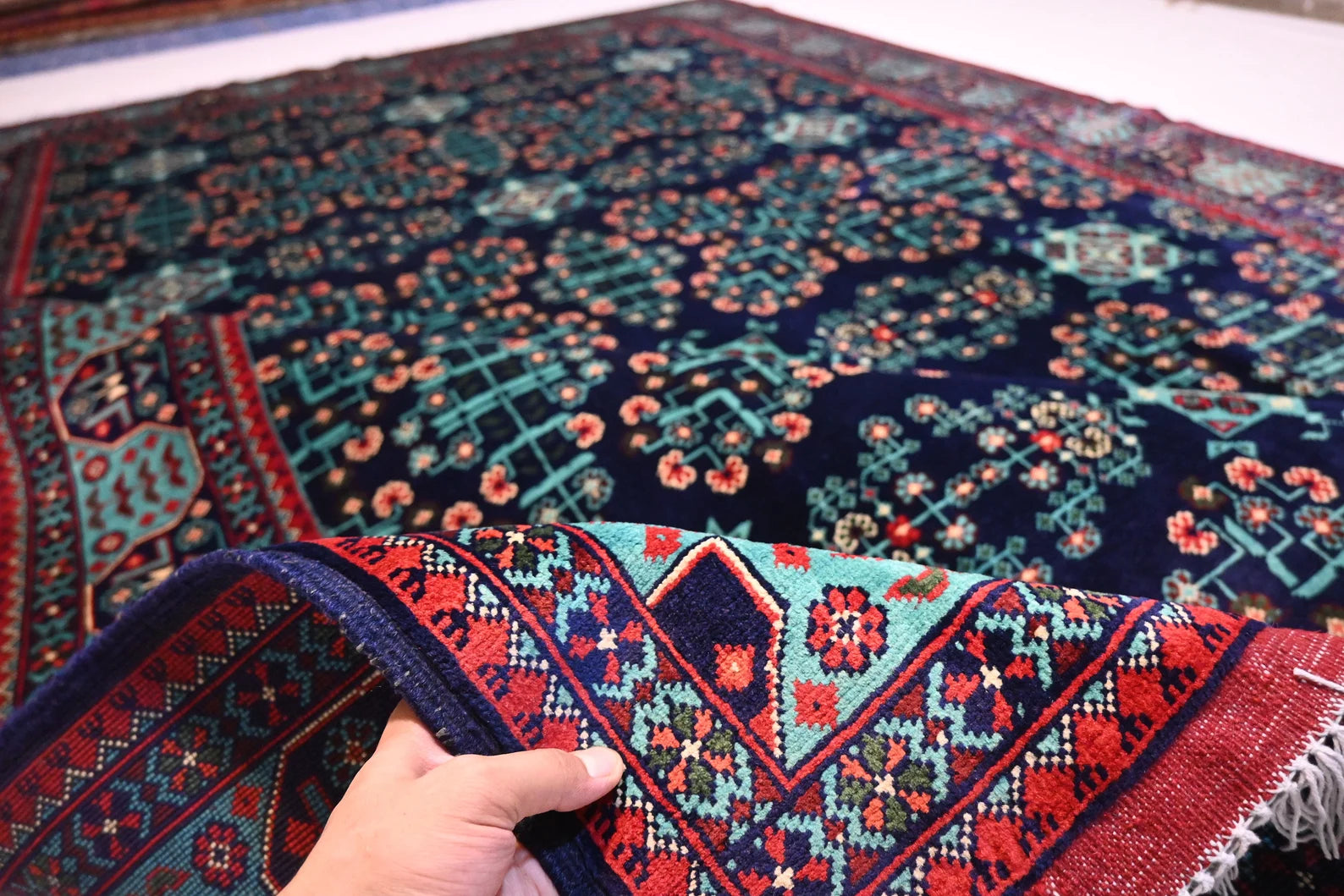 Navaar  6'5" × 10'0"