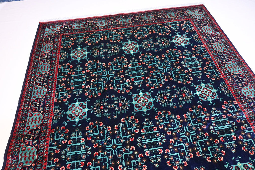 Navaar  6'5" × 10'0"