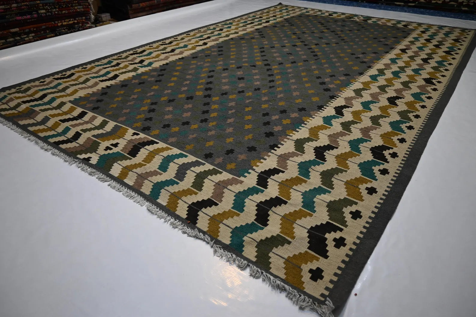 Zelmik 6'7" × 10'0"