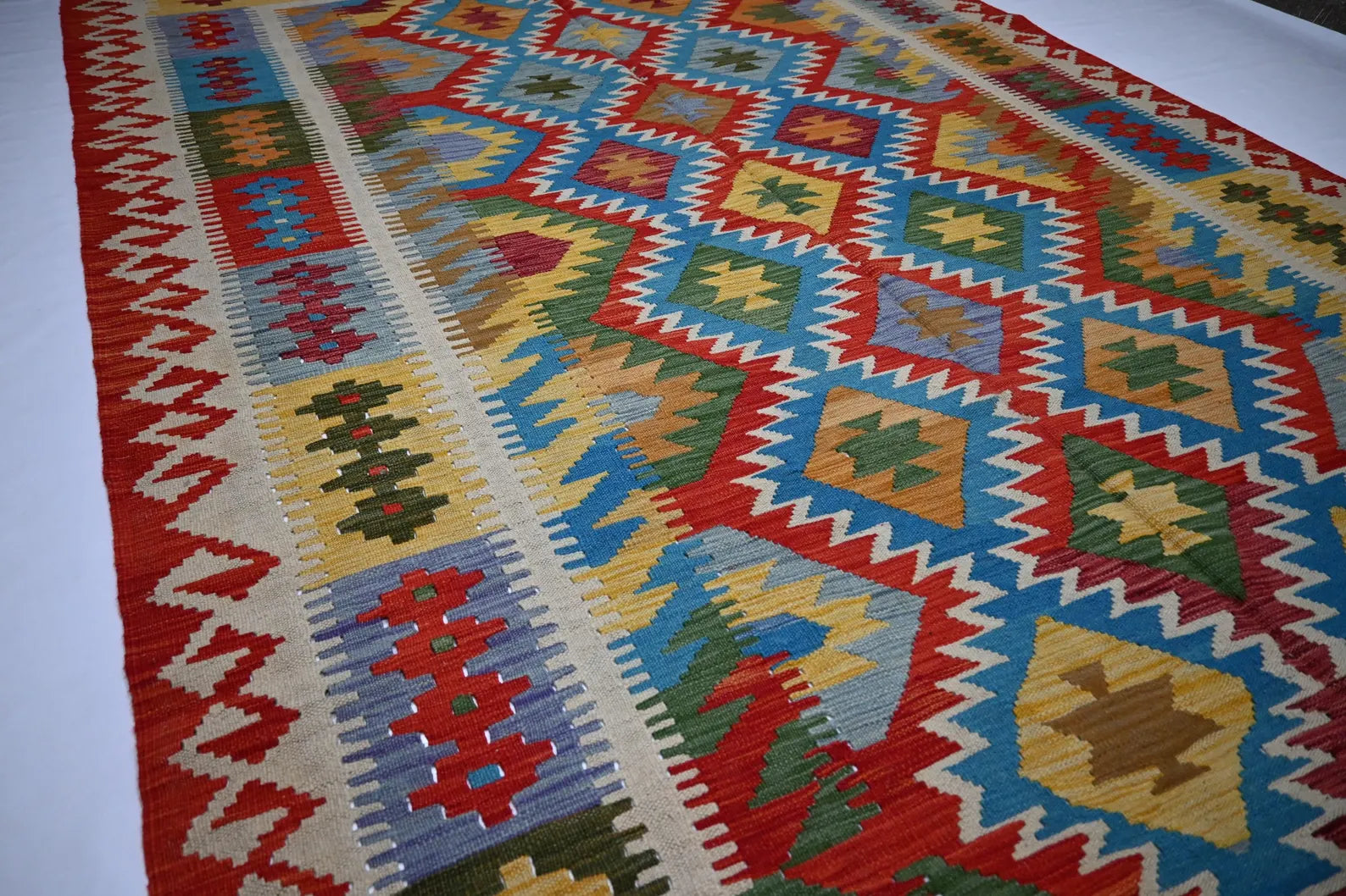 Tavira 6’6” × 9’7”