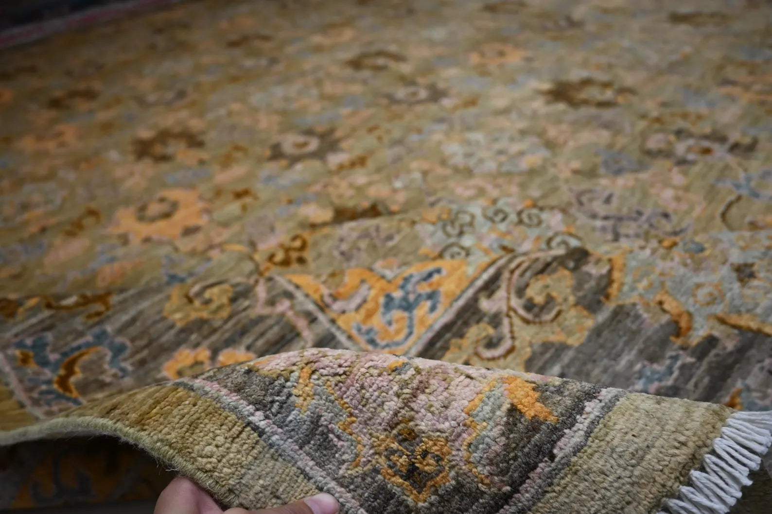 Solmarin 10'2" × 13'9"