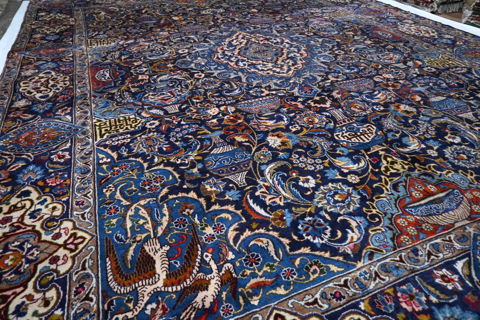 Arvandel 9'10" × 12'10"