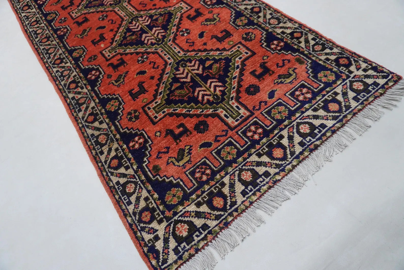 Amberline 2'9" × 11'5"