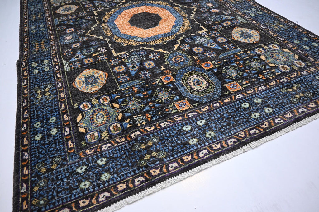 Astren 5’0” × 6’6”