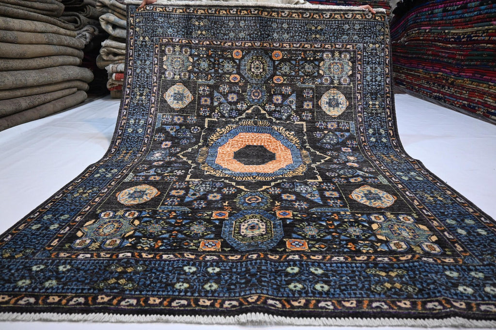 Astren 5’0” × 6’6”