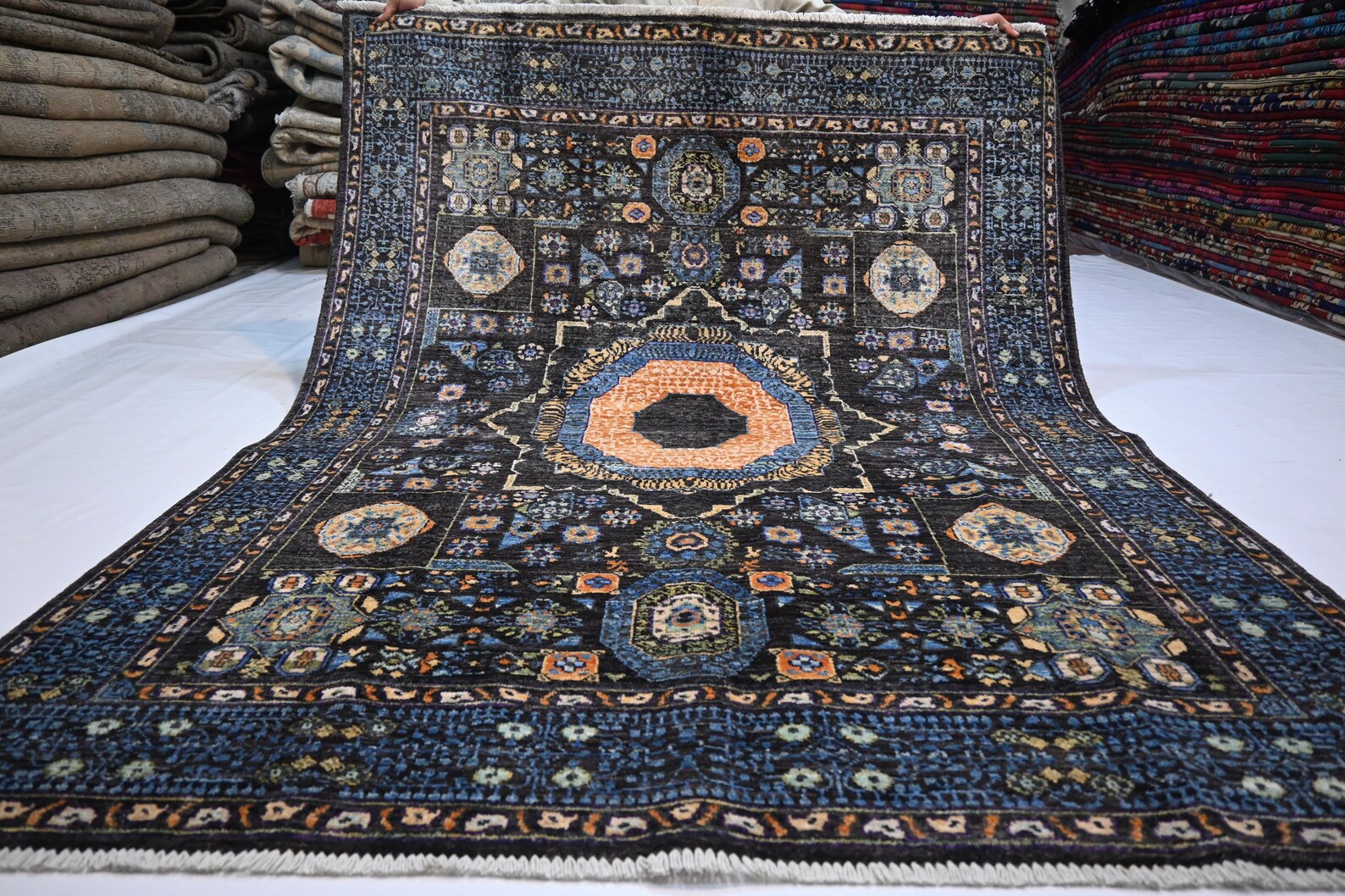 Astren 5’0” × 6’6”