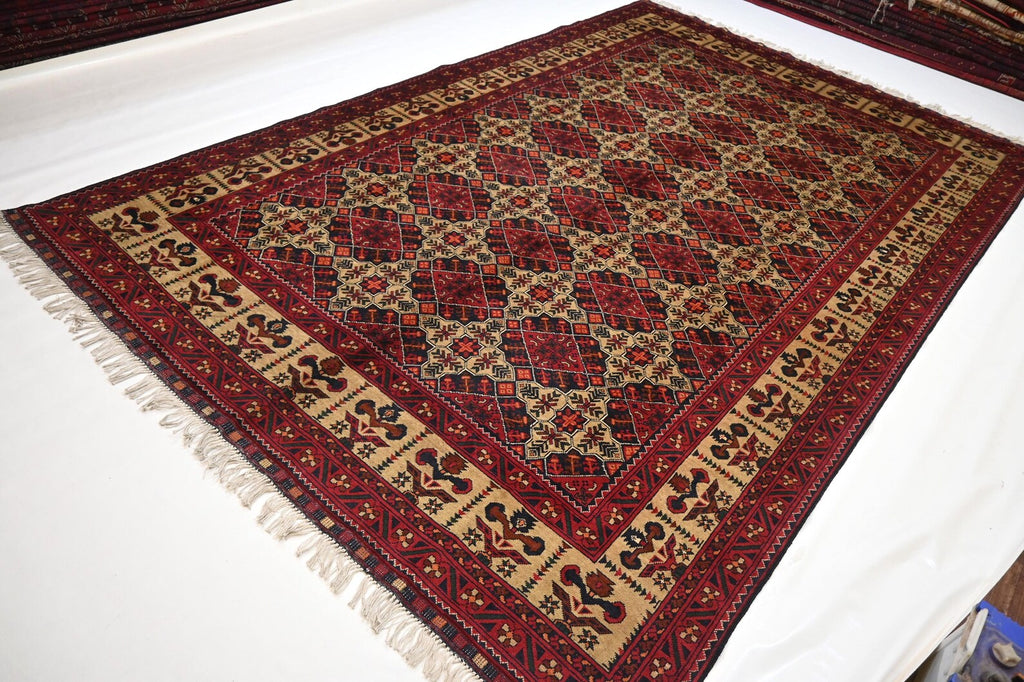 Zarven  6’6” × 10’3”