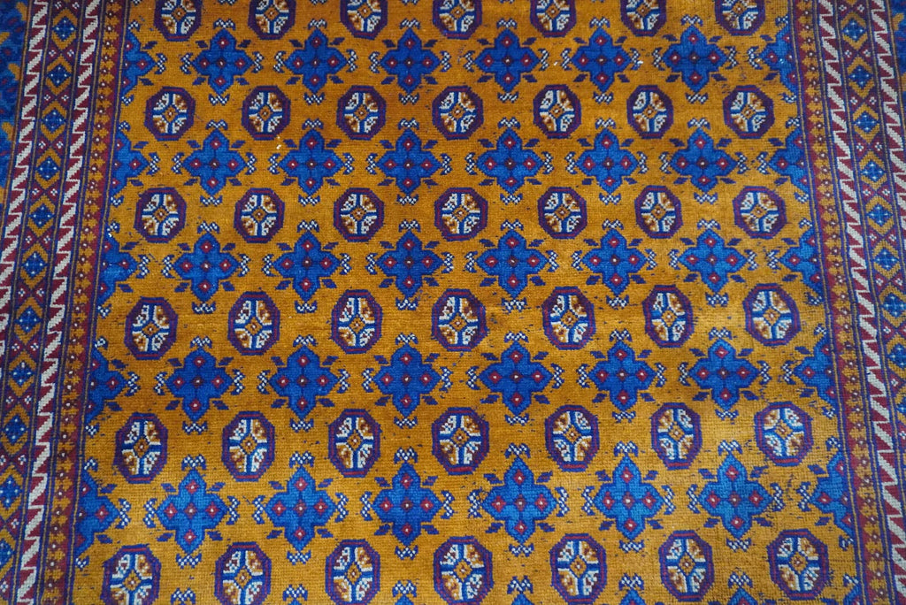 Zarvan 6'8" × 9'11"