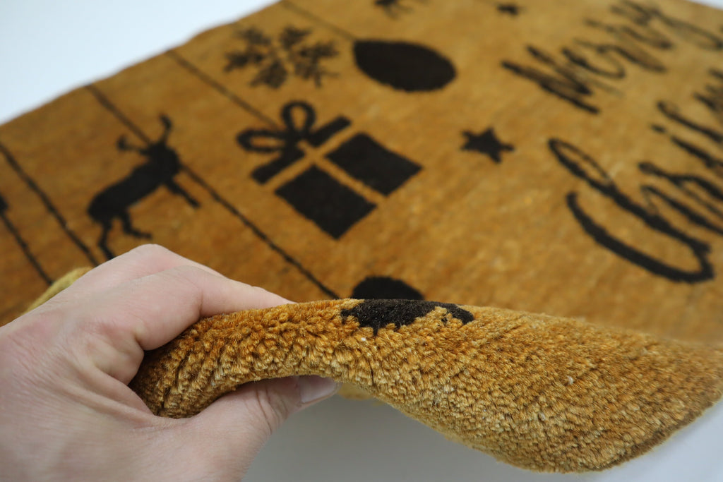 Festive Hand-Knotted Afghan Wool 'Merry Christmas' Doormat - Welcome Mat