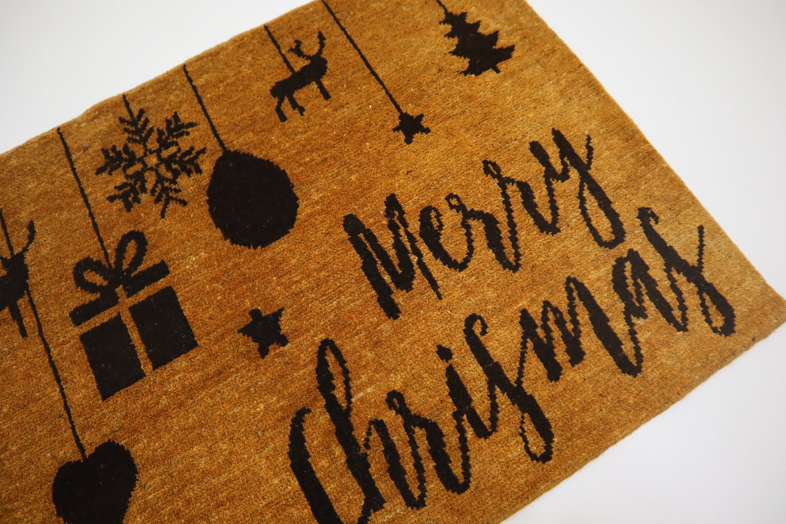 Festive Hand-Knotted Afghan Wool 'Merry Christmas' Doormat - Welcome Mat