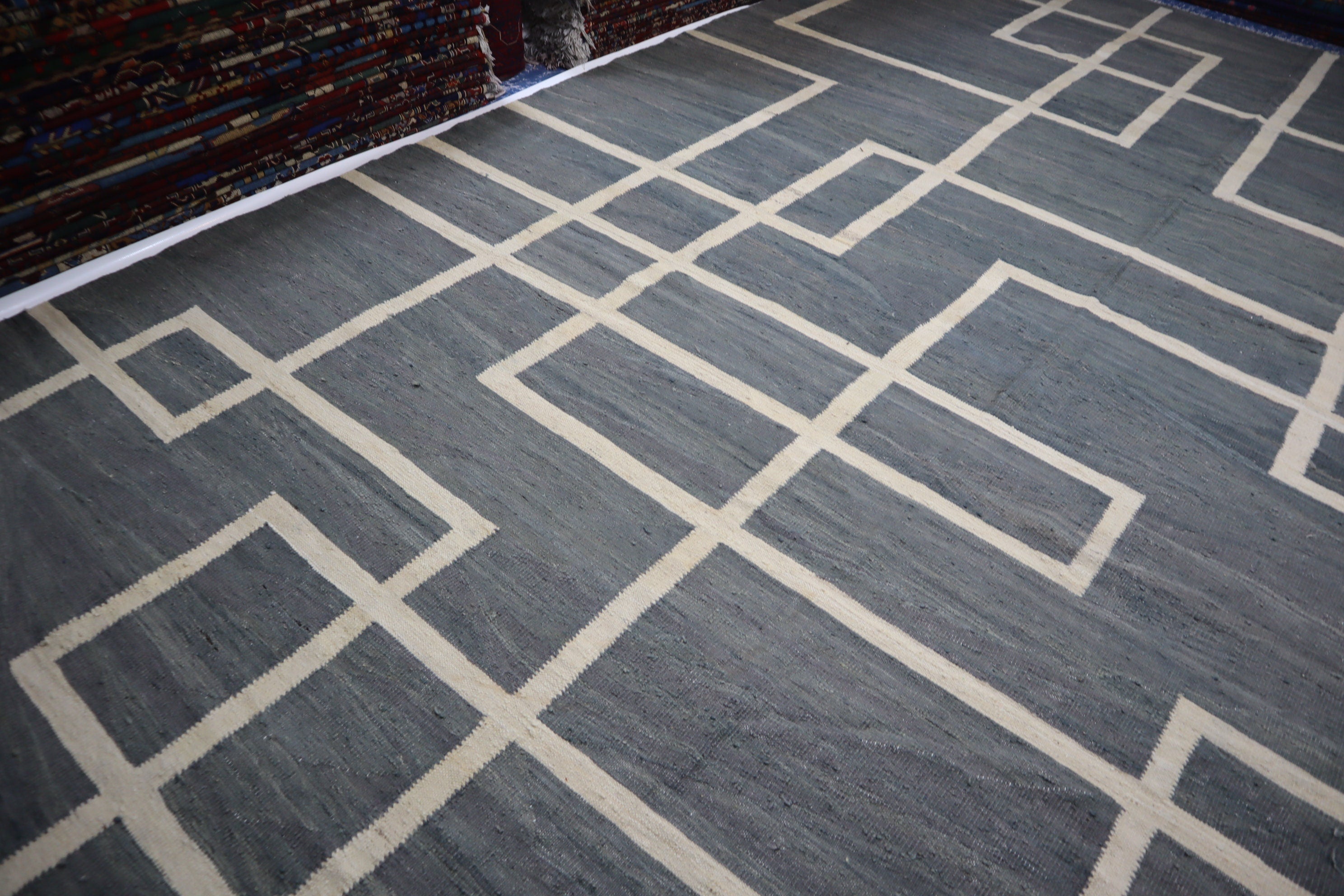 Premium Gray Afghan Handmade Wool Flatweave Kilim Area Rug 11x15 Feet