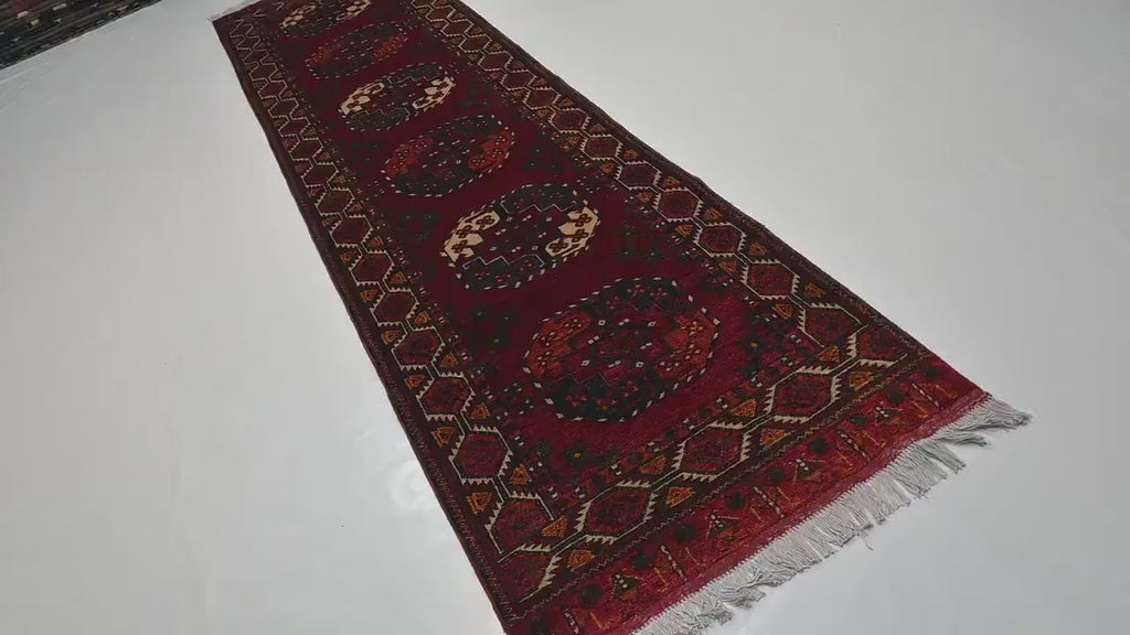 Guldar 2'9" × 10'3"