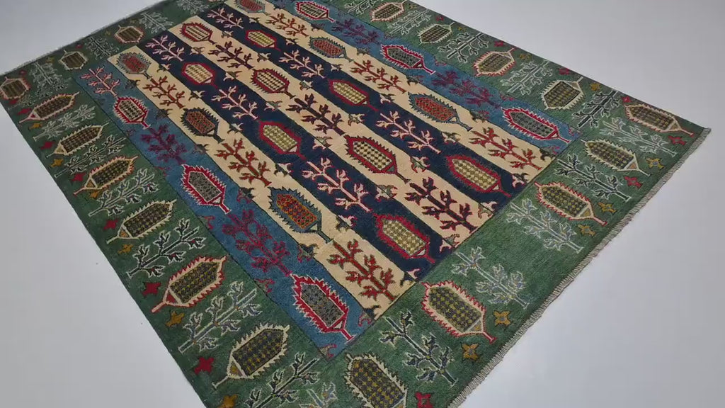 Verdara  4’11” × 6’11”