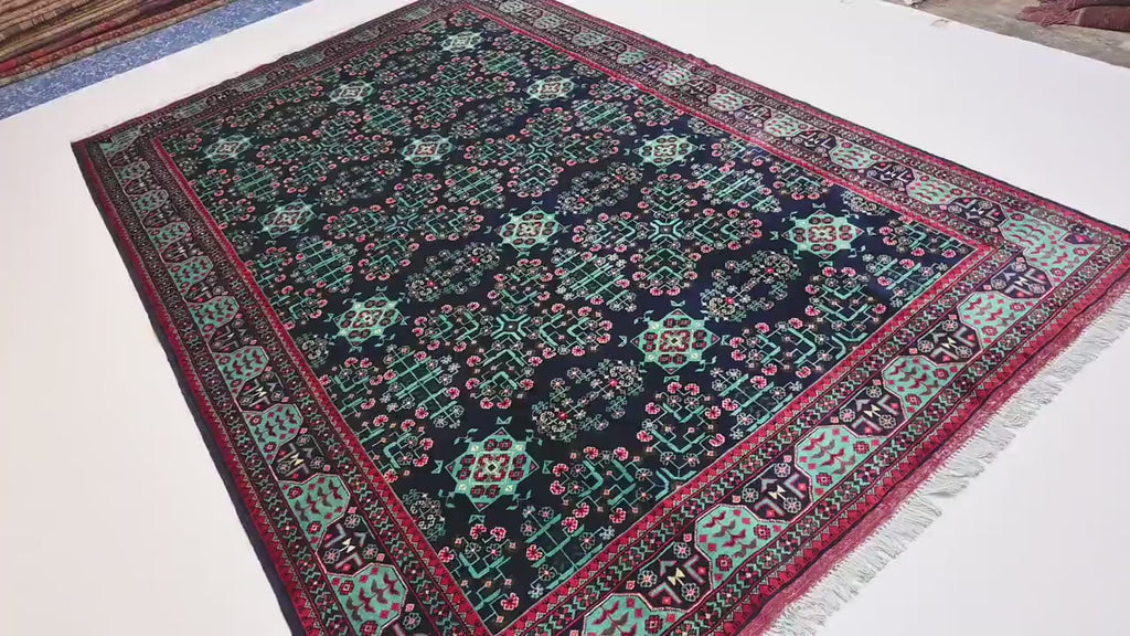 Navaar  6'5" × 10'0"