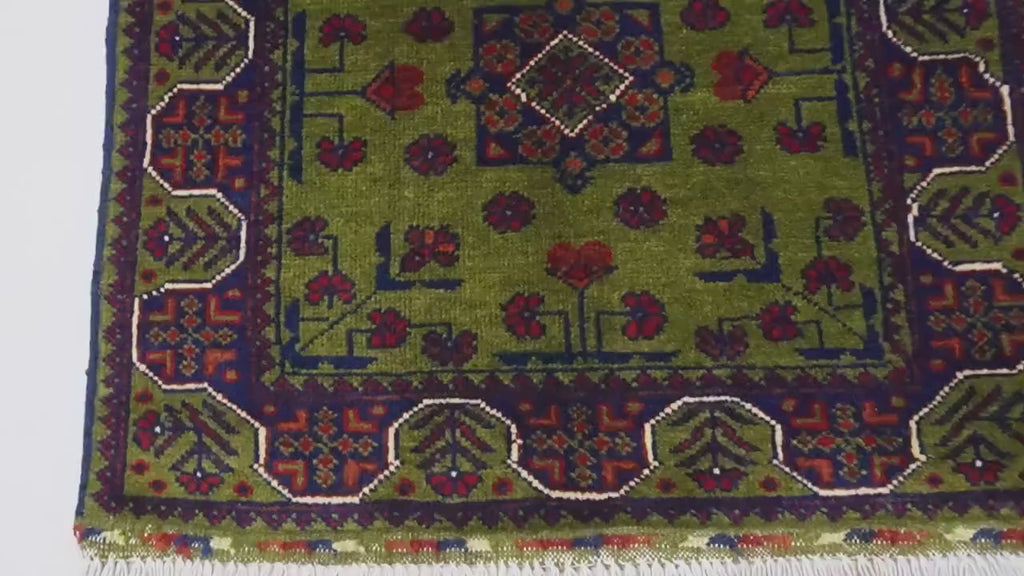 Olvion 2'5" × 6'10"