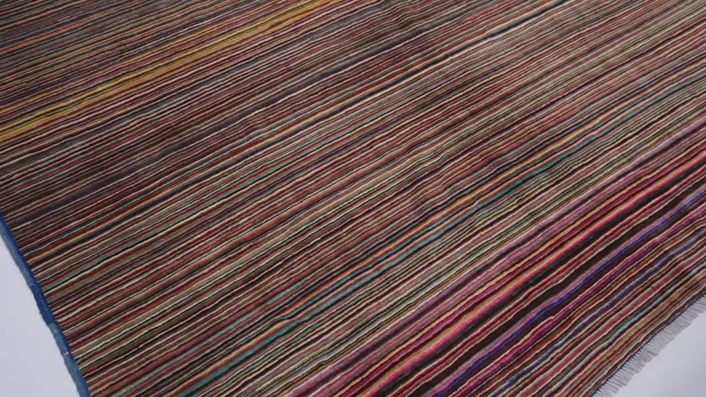 Lineora  8'6" × 11'4"