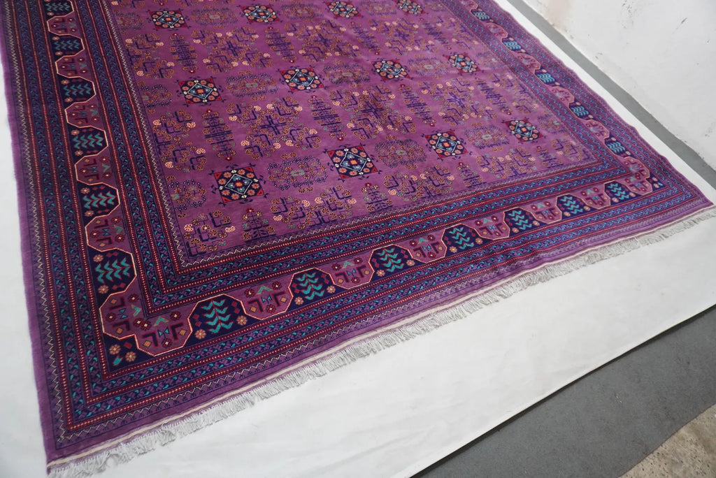 Regaliaa  9’8” × 12’6”