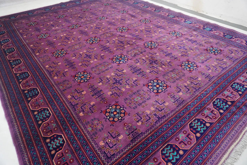 Regaliaa  9’8” × 12’6”
