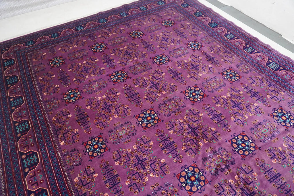 Regaliaa  9’8” × 12’6”