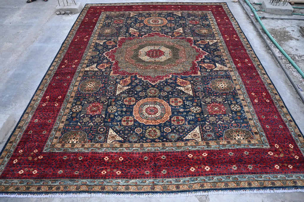 Darvian 12’9” × 16’7”